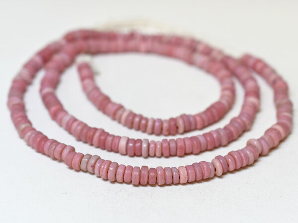 【2504】ジャワ桃色ディスクビーズ一連（Φ6.0mm）【とんぼ玉】【蜻蛉玉】【アンティークビーズ】【ビー..