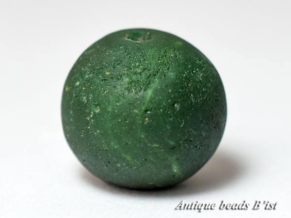 【1609】ジャワ島出土インドパシフィック濃緑色発掘玉C2【とんぼ玉】【トンボ玉】【アンティークビーズ..