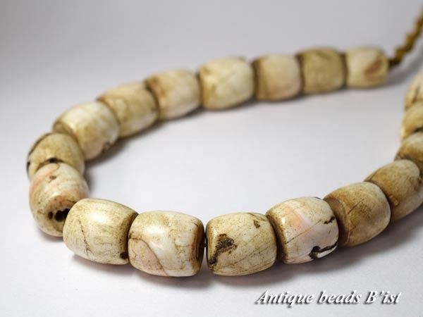 【2305】ナガ族樽型貝ビーズ一連B【とんぼ玉】【アンティークビーズ】【ビーズ】【パーツ】【シェル】..