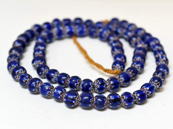 【2505】インド製シェブロン6層中小粒ビーズ一連【とんぼ玉】【蜻蛉玉】【トンボ玉】【ビーズ】【パー..