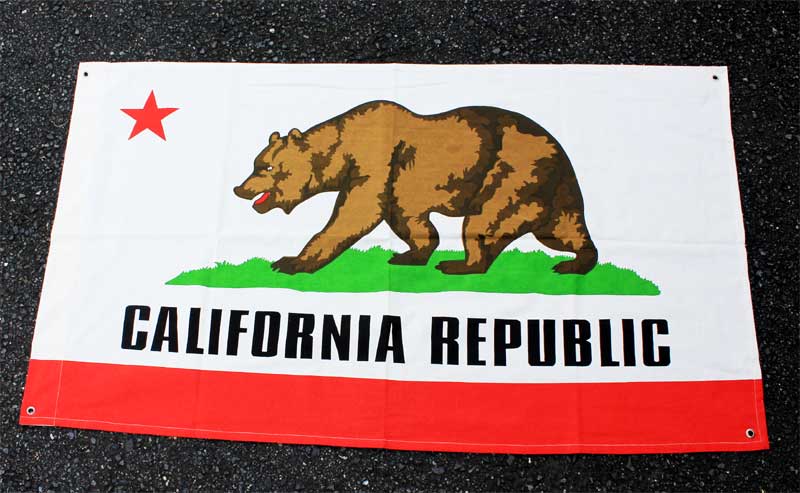 カリフォルニア州 フラッグ 旗 約135×80cm コットン製 カリフォルニア 雑貨 西海岸 アメリカ雑貨 アメリカン雑貨 おしゃれ カフェ バー 店舗 ガレージ インテリア