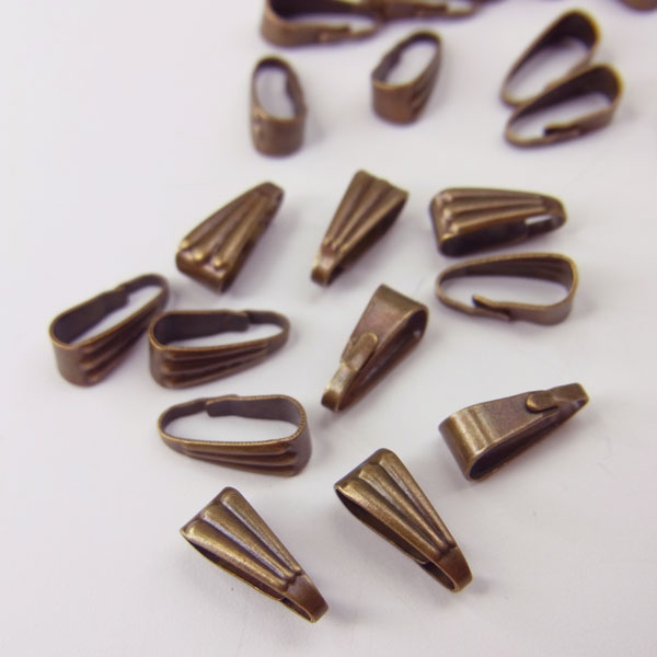 クラシカルバチカン【4068】金古美100個　〜手芸 アクセサリー パーツ ハンドメイド 手作り 大量 クラフト コサージ…