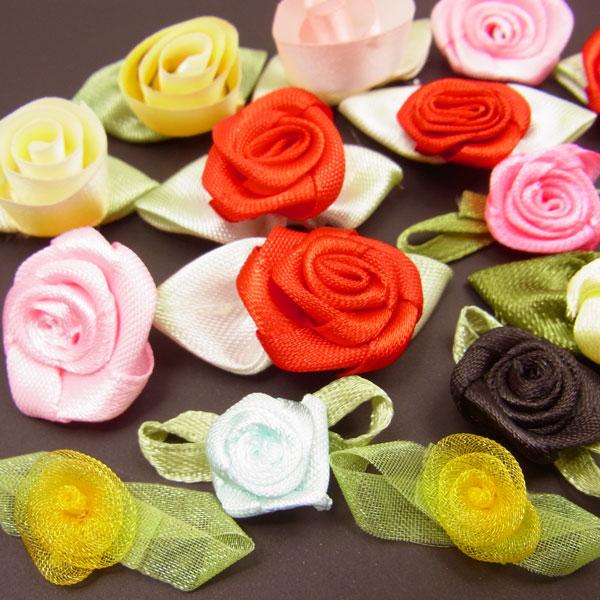 Rakuten - バラのモチーフ アソートパック【4481】40個入り〜手芸 アクセサリー パーツ ハンドメイド 手作り 大量 クラフト コサージュ 金具 安全 おすすめ 激安 造花 つまみ細工 和風〜