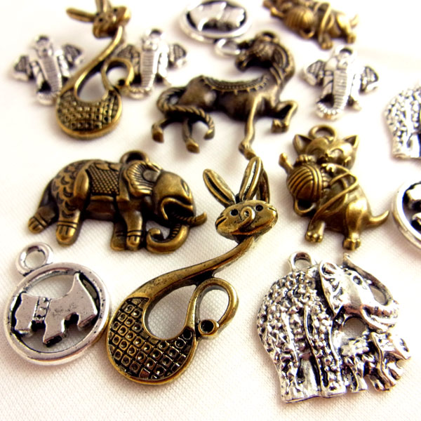 メタルパーツ アソートパック動物12個入り【4549】〜手芸 アクセサリー パーツ ハンドメイド 手作り 大量 クラフト …