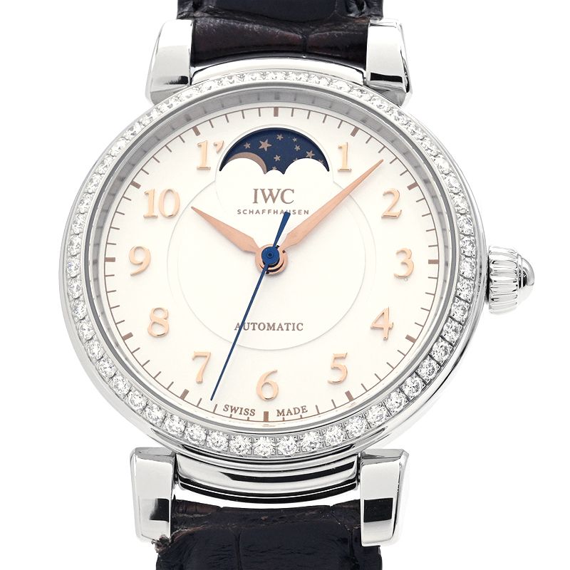 商品説明商品番号c241100100232ブランド名IWC インターナショナル・ウォッチ・カンパニー商品名ダ・ヴィンチ・オートマティック・ムーンフェイズ 36 型番IW459307サイズメンズケースサイズ36mm (リューズ含めず)内周(腕回り)最大20.0cm文字盤シルバー駆動自動巻き オートマティック オートマチック日差+1秒素材ステンレススチール ダイヤモンド アリゲーター革ベルト重量69.3g付属品箱 (内箱内部に劣化) 保証書 (日付・店舗印なし) 宝石証明書 (汚れあり) プッシュピン 説明書 状態ランクAオーバーホールと磨き済みでございます。長針と短針に光の反射でわずかに見える微細なキズがあり、革ベルトに若干の使用感がございます。CITESの規制対象ストラップのため、ストラップは日本国外へ発送できません。コメントこちらの商品は鑑定済みの本物でございます。当店オリジナル3年保証付きでございます。IWC保証サイトで確認済です。【検索用キーワード】メンズ 紳士用 男性用 レディース 婦人用 女性用 シルバー文字盤 ダイヤモンド 革ベルト 観音開き シルバー文字盤 革ベルト 高級 ギャランティカード ギャランティーカード