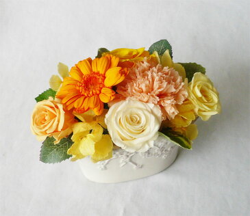 プリザーブドフラワーアレンジメント/プティット・イエロー 【誕生日】【記念日の花】【結婚の御祝い】