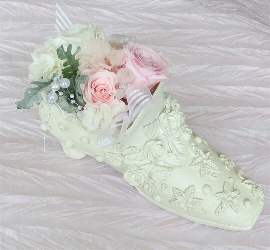 プリザーブドフラワー/左の靴 アレンジメント【誕生日】【記念日の花】【プロポーズ】【結婚の御祝い】
