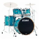 ●TAMA Starclassic Performer シリーズは、シェル材やハードウェアを時代のニーズに合わせて見直し、進化させたことで、Starclassicのもつ「優れたシェル鳴り」はそのままに、お求めやすい価格を実現したドラムセットです。 ●バランスの取れたクリアでパンチのあるサウンドを奏でるメイプル/バーチのハイブリッドシェルに加え、ホルダー部が左右独立して稼働し、幅広い可動範囲を実現した、新開発のMTH800タムホルダーを採用。 ●シェル材には内側の 2ply にメイプルを、外側にバーチを組み合わせたハイブリッドシェルを採用。 メイプル材の持つウォームで音抜けの良いシェル鳴りに、バーチ材のはっきりした音像とソリッドなアタックを加えることで、バランスの取れたクリアでパンチのあるサウンドを実現します。 ●オムニボール方式による無段階の角度調整が可能なダブルタムホルダーを採用。オムニボールを固定するホルダー部を左右独立して動かすことができるため、前後左右にわたり幅広い可動範囲を実現しています。 ●打面ヘッドには、耐久性と表現力に優れたEVANS G1コーテッドヘッドを採用 (バスドラムはEVANS® EQ4クリアヘッド)。オープンで明るく、倍音豊かなサウンドを得られます。 ●シェルの鳴りを最大限に生かすために、”タムタムを手に持った状態”を理想として開発されたStar-Cast Mounting System。流線型のデザインを採用したことで、タム同士を近づけてセットアップすることが可能。自由度の高いセットアップを楽しめます。また、材質はアルミ材を採用したことで軽量化を達成。運搬時の負担を大幅に軽減しています。 ●高い剛性を持つ亜鉛ダイキャスト製フープが、ヘッドとフープの接触面を常に垂直に保ちシビアなチューニングにも敏感に対応します。基音のはっきりしたパワーのあるサウンドも大きな魅力。 【セット内容】 -22"x16" Bass Drum ：1 -10"x8" Tom Tom：1 -12"x9" Tom Tom：1 -16"x14" Floor Tom：1 -MTH800 Double Tom Holder：1 ※シンバル等は含みません。 ■スペック■ ●none ■付属品■ ●noneお求めやすい価格を実現しながらも、プロドラマーをも満足させるサウンドを目指した新しいシリーズのドラムセットです。