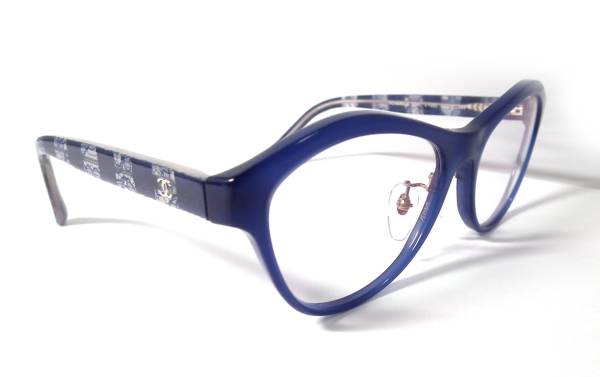 新品同様 シャネル 眼鏡 メガネ めがね メガネフレーム フレーム ブルー 青 ココマーク レース 伊達メガネ CHANEL 眼鏡フレーム 【中古】のサムネイル