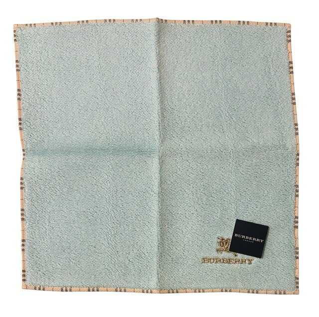 ブランド：バーバリー 商品名：ハンドタオル 付属品：なし サイズ：約24.5×24.5cm 素材：コットン100％ 程度：未使用 コメント・・・バーバリーの国内ライセンス品ミニタオルです。状態…こちらの商品は未使用のお品です。少々の糸の飛び出しなどがある場合がございます。 紙のタグが本体から外れてます。商品番号：Z3192 こちらの商品はポスト投函でのお届けになります。お届け日時の指定はできません。