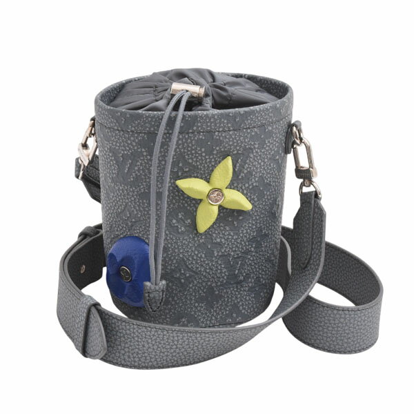 ルイヴィトン チョークポーチ トリ