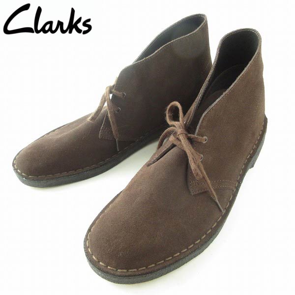 ■商品番号 D147-32-0007 ■商品名 新品 CLARKS クラークス ORIGINALS デザートブーツ UK9 US10M 28cm ダークブラウン系 アイビー アメトラ 未使用品 D147 ■生産国 VIETNAM ■素材 アッパー：スエード ソール：ラバー ■商品説明 アメリカから買い付けたアイテムです。 新品・未使用品のCLARKS(クラークス)ORIGINALS デザートブーツです。 『クラークス』の地位を不動のものへと押し上げたアイテム。ミリタリーシューズから着想を得た完成されたシンプルなデザイン。 トレンドの移り変わりを気にすることなく着用でき、どんなテイストのコーデにもフィットする頼もしい一足です。 英国の老舗タンナーC.F.ステッド社のスエードを採用しています。 使用感はなく、靴底も硬化することなく柔らかな状態です。 「ワラビー」と並ぶクラークスのアイコンシューズです。是非ご検討ください。 ※箱はありません。また撮影時に使用しているシューキーパーは付属しません。 ■SIZE 表記サイズ / UK9、US10M アウトソール全長 / 約30.6cm（爪先～踵まで) 最大幅 / 約11.2cm 参考サイズ / 28cm程度の通常幅の方が適応サイズです。