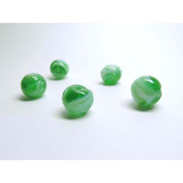 ◇トンボ玉連◇ラウンド マーブル柄グリーン約12〜13mm 06-1018