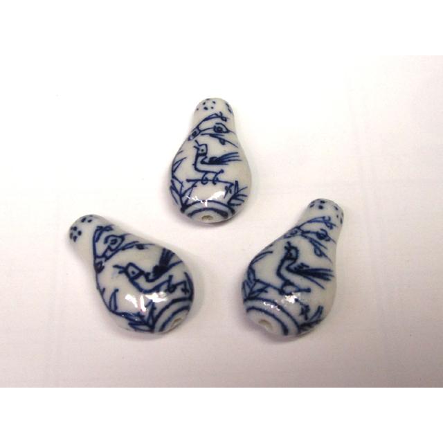 乐天商城 - ◇陶器ビーズ◇青絵 染付 壷型 花鳥 約27×16mm 7粒 06-1407