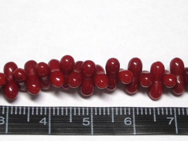珊瑚ビーズ（染色） 真紅 ピーナッツ型 約9×3mm 連販売 さんご サンゴ コーラル 山珊瑚 海竹 赤 レッド アクセサリーパーツ ハンドメイド DIY 2