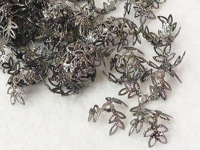 リーフキャップ 座金 約14mm ガンメタ【約50個入り】? アクセサリーパーツ ハンドメイド DIY