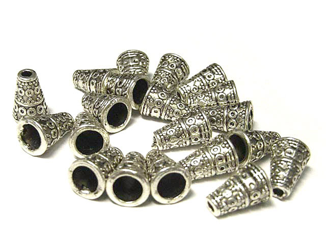 天然石ビーズ・パーツのBクラフトのエンドキャップ バステト 銀古美 約10×7mm（20個セット） ビーズキャップ 座金 チベタン アクセサリーパーツ ハンドメイド DIY｜アングル3