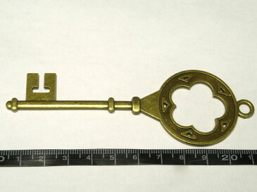 チャーム アンティークキー ビッグ 約110×38mm 1個 アクセサリーパーツ 鍵