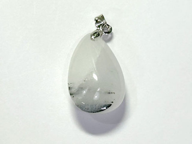 ＜商品説明＞・約2.3〜2.5cm×約1.5cm×約1cm(縦×横×厚さ)・穴約1mm(Aカン含まず)＜留意事項＞※サイズ・色味に個体差が生じる商品となります。※写真3枚目のように色の濃淡や模様の出方にも差異がございます。※商品写真はできる...