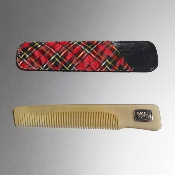【SS中 50%OFF】 櫛 水牛ポケットコーム 12cm チェック柄(赤)ケース付き 高級水牛角製 日本製 くし ク..