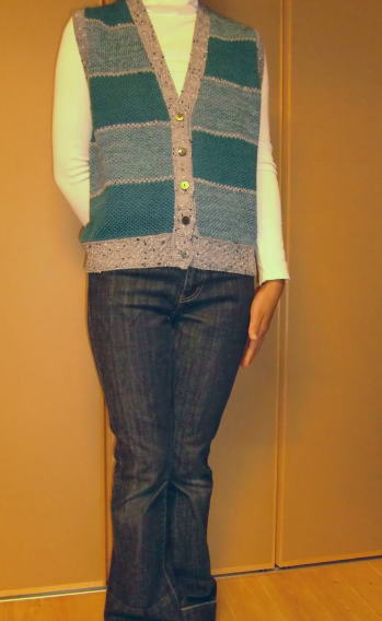 【手編みベス】【Lサイズ】鹿の子編み前開きボーダーベスト