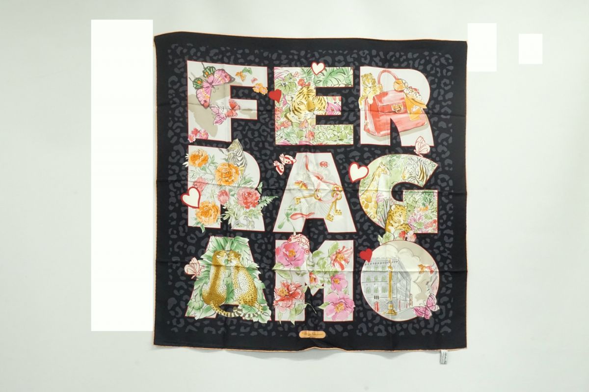 フェラガモ 大判 スカーフ シルク100% ロゴ ヒョウ柄 サバンナ 花 ハート ストール ショール 黒 ブラック Salvatore Ferragamo 0900k