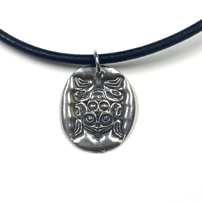 穴あけ＋丸カン付　ポケット スピリット コイン お守り カナダ 先住民 ネイティブ インディアン ピューター製 FROG カエル カエル CONNECTION 継ぎ手・接続者などペンダント キーホルダー