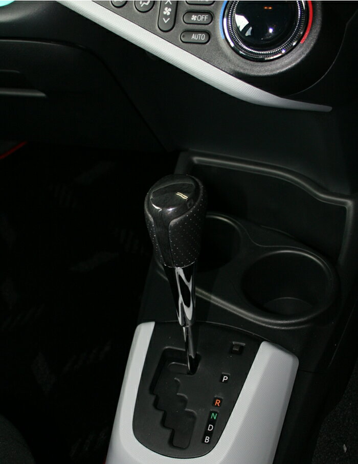 Rakuten - アクア専用シフトノブ 黒木目×パンチングレザー ■TOYOTA　トヨタ　AQUA　NHP10■