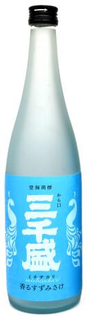 三千盛　純米大吟醸　香るすずみさけ　1.8L【夏の涼香！伝統の辛口！岐阜の名酒！】