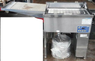 09年製中部CHUBUIHドーナツフライヤーDF-4D3B3相200V6.8kw17LW70D56H80(+7)cm60kgドーナツ押さえ機構付槽内フラット構造【中古】