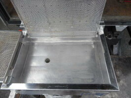 09年製中部CHUBUIHドーナツフライヤーDF-4D3B3相200V6.8kw17LW70D56H80(+7)cm60kgドーナツ押さえ機構付槽内フラット構造【中古】