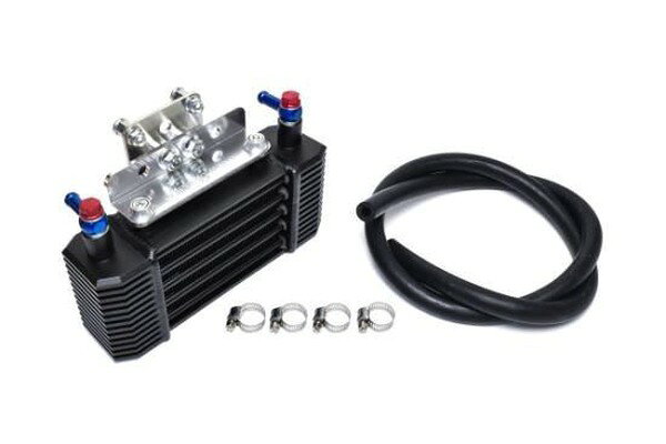 商品説明 商品名 5段コアオイルクーラーキット 型番 ac0910coolerkit2 特徴 ・オリジナル5段コアオイルクーラー ・車両に合わせた専用ステー ・オイルクーラーホースセット ※別途オイルクーラー取出口セットが必要です。 適合車種 ・ジャズ(AC09-1000030〜)