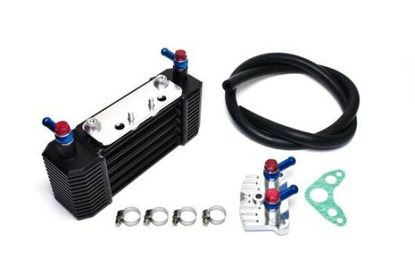 商品説明 商品名 5段コアオイルクーラーキット 型番 cd5022coolerkit3-2 特徴 ・オリジナル5段コアオイルクーラー ・車両に合わせた専用ステー ・オイルクーラーホースセット ・シリンダーヘッド右カバーからのオイルクーラー取出口セット 適合車種 ・ベンリィ50S(CD50-2200005〜)