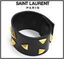 【商　品】・・・◆L◆Saint Laurent◆黒レザー×ゴールドスタッズ太バングル【サンローラン】 【状　態】・・・正規品新品未使用 【素　材】・・・レザー、スタッズ 【カラー】・・・ブラック、ゴールド 【サイズ】・・・L ●全　長：約23.7cm ●内周：約19.5cm ●幅：約4.5cm ※平置きで直線で採寸、多少の誤差はご容赦ください。 【付属品】・・・箱、保存用布袋、カード 【生産国】・・・イタリア製 正規店購入の新品未使用本物です。 スタッズがハードな雰囲気のレザーバングルです。 この機会にぜひご注目下さい。 ※こちらは間違いなく直営店にて新品で購入しておりますが、レザー、メタル部分にスレなど見られる場合がございます。あらかじめご了承いただきますようお願いいたします。 ※こちらの商品は複数サイトで販売しておりますため、ご注文のタイミングによりましては売り切れとなる場合がございます。あらかじめご了承いただきますようお願いいたします。サンローラン プレゼント ギフト YSL　Saint Laurent◆黒レザー×ゴールドスタッズ　バングル【L】