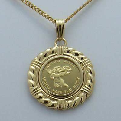 【代引き手数料、送料無料】純金で天使の羽根と永遠の微笑をレリーフ 可愛いお尻のエンジェル1/25オンスペンダント