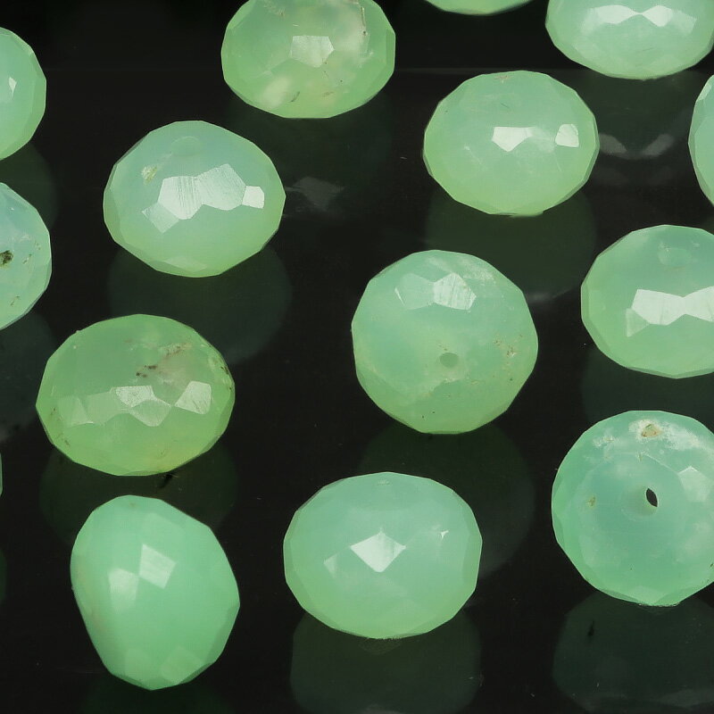 【粒販売】アフリカ産 クリソプレーズ ボタンカット 7〜8mm【4粒販売】▽ オーストラリア翡翠 緑玉髄 Chrysoprase 粒売り 天然石 ビーズ パワー...