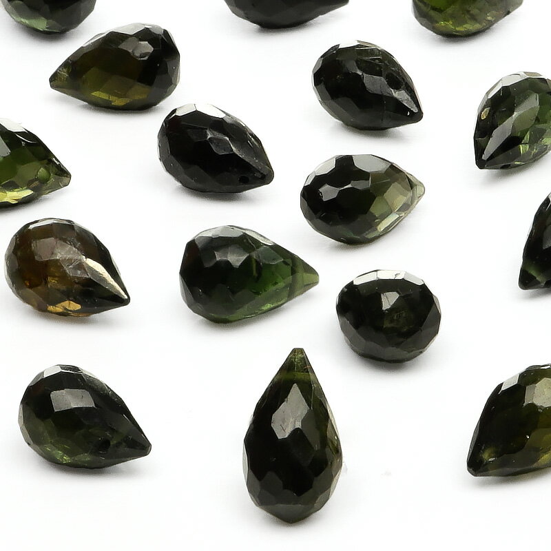 【粒販売】ブラックグリーントルマリン ドロップカット 6〜7mm【4粒販売】▽ トルマリン 電気石 Tourmaline 10月の誕生石 しずく 雫 粒売り 天...
