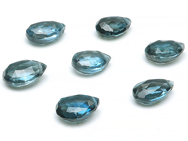 【粒販売】ロンドンブルートパーズ ペアシェイプカット 9～10mm【3粒販売】▽ トパーズ ブルートパーズ Topaz 11月の誕生石 しずく 雫 粒売り 天然石 ビーズ パワーストーン パーツ アクセサリー 素材 材料