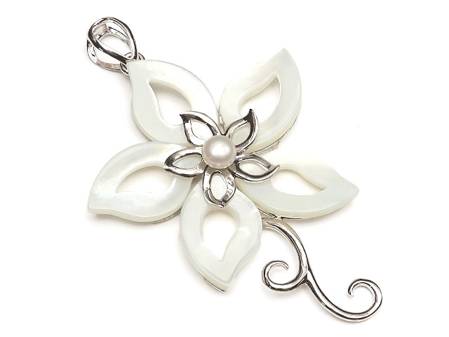 ホワイトシェル フラワー型 ペンダントトップ【1コ販売】▽ シルバーリップ 白蝶貝 真珠母貝 Shell ペンダント 天然石 ビーズ パワーストーン パーツ ア...