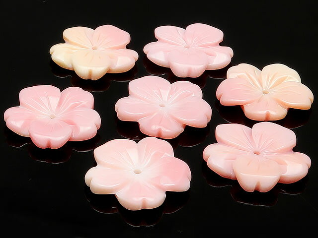 【粒販売】クイーンコンクシェル フラワー彫刻 14×3mm【3粒販売】▽ コンク貝 ピンクガイ Queen conch shell 粒売り 天然石 ビーズ パワーストーン パーツ アクセサリー 素材 材料のサムネイル