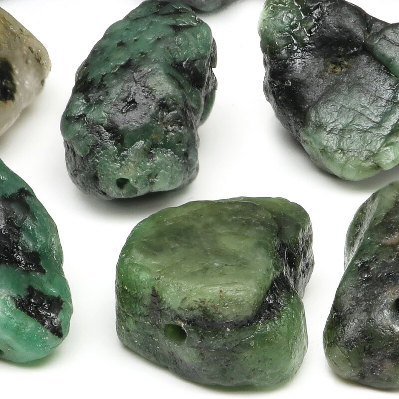 【粒販売】エメラルド ラフロック 12〜17mm【4粒販売】▽ 翠玉 緑玉 Emerald 5月の誕生石 タンブル 粒売り 天然石 ビーズ パワーストーン パー...