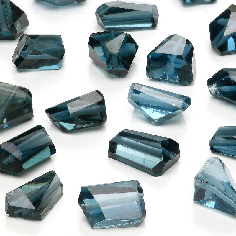 【粒販売】ロンドンブルートパーズ ナゲットカット 6〜7mm【1粒販売】▽ トパーズ ブルートパーズ Topaz 11月の誕生石 タンブル 粒売り 天然石 ビー...