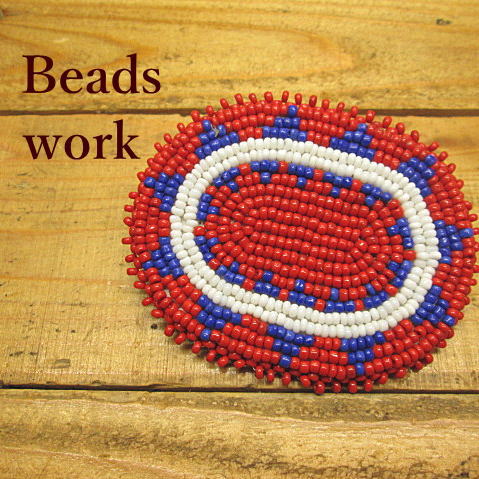 ビーズワーク【ワッペン】約9.5cm×約7.5cm【レッド(赤)】大きめ/レザークラフト/材料