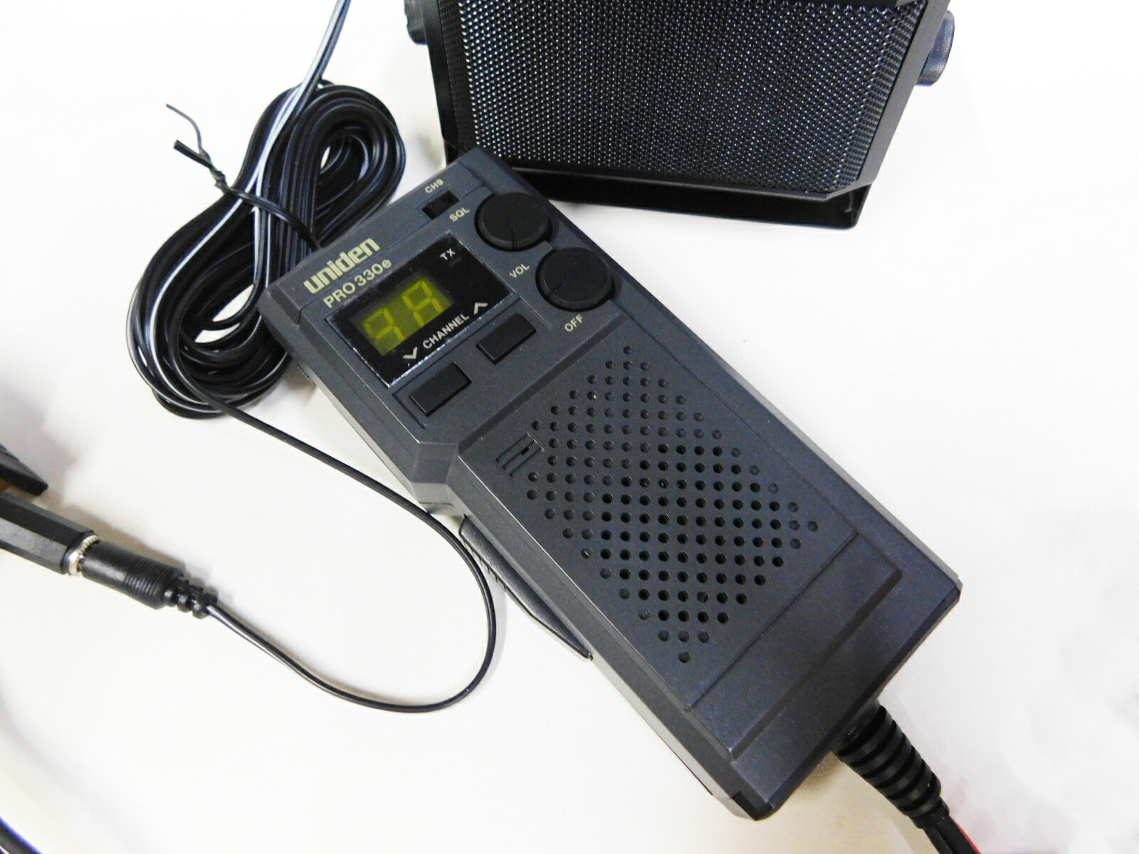 CL3101 デコトラ CBラジオ Uniden Pro-330e 取締り回避 合法 CB無線 取説付 受信専用モデル 40CH