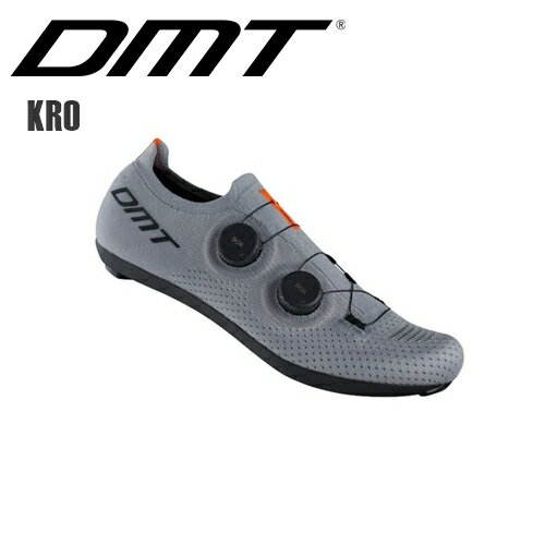 DMT ディーエムティー KR0 Grey 自転車用シューズ サイクルシューズ 靴 『KR0』は軽く、速く、かつ最高の快適性を兼ね備えたDMTニットシューズの頂点となるモデルです。 新世代のアナトミックカーボンSLアウトソール、ダブルBOAクロージャー、最先端のエンジニアードニットアッパーによりライダーの足に完璧にフィットすることで、非常に軽くパワー伝達効率に優れたています。 エリア・ヴィヴィアーニを含めたワールドツアーライダーによって開発およびテストされた次世代のニットシューズです。 仕様 アッパー素材　超軽量フルエンジニアード3Dニットアッパー アウトソール　アナトミックカーボンSLアウトソール クロージャー　BOA Fit System Li2　2ダイアル カラー　ブラック/ブラック、コーラル/ブラック、グレー/グレー 重量 210g（サイズ42） サイズ 37〜44（ハーフサイズ 39.5〜43.5に設定あり） ■商品のデザイン、仕様、外観、は予告なく変更する場合がありますのでご了承ください。『KR0』は軽く、速く、かつ最高の快適性を兼ね備えたDMTニットシューズの頂点となるモデルです。 新世代のアナトミックカーボンSLアウトソール、ダブルBOAクロージャー、最先端のエンジニアードニットアッパーによりライダーの足に完璧にフィットすることで、非常に軽くパワー伝達効率に優れたています。 エリア・ヴィヴィアーニを含めたワールドツアーライダーによって開発およびテストされた次世代のニットシューズです。 仕様 アッパー素材　超軽量フルエンジニアード3Dニットアッパー アウトソール　アナトミックカーボンSLアウトソール クロージャー　BOA Fit System Li2　2ダイアル カラー　ブラック/ブラック、コーラル/ブラック、グレー/グレー 重量 210g（サイズ42） サイズ 37〜44（ハーフサイズ 39.5〜43.5に設定あり）