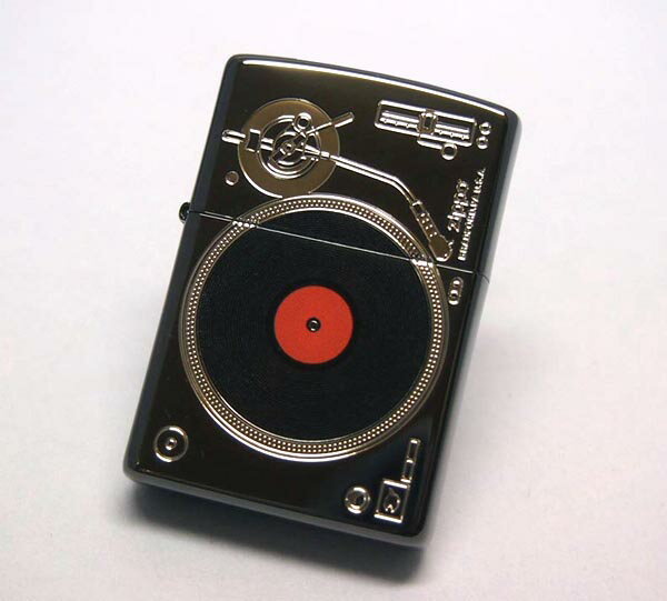 送料無料！新品正規品 レアな流通限定品 質感あって渋いです！レコードプレーヤー柄 黒Ni(record-sv) Z..