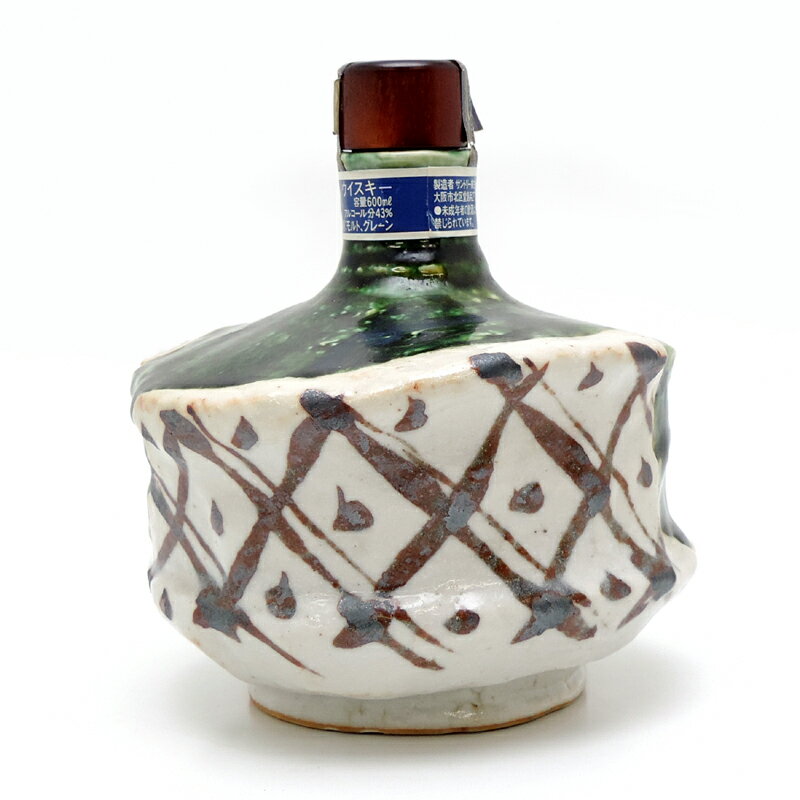 【飯能本店】 サントリー スペシャルボトルコレクション 織部梅文沓茶碗形徳利 ★送付先が埼玉県のみ配送★ ウイスキー SH1004【大黒屋質店出品】 【中古】