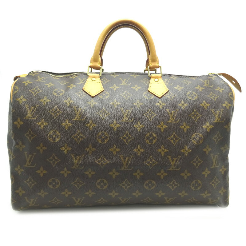 ブランド名LOUIS VUITTON ルイ・ヴィトン品名 スピーディ 40 M41522 (廃番) ボストンバッグ モノグラム エベヌ (ブラウン系) サイズ W約400mm x H約250mm x D約190mmハンドル：約25cm※ 実寸計測 材質モノグラム 色 エベヌ (ブラウン系) 付属品なし 状態 中古：AB 内側：スレ、毛羽立ち ハンドル：ヌメ革に削れ、コバに剥がれ、少々汚れ、シミ ヌメ革：ヤケ、スレ、キズ、汚れ ポケット内：スレ 少々使用感がございますが、まだまだご使用いただける商品です。 商品説明 こちらの商品は店頭商品につき、お手数ですが在庫確認を宜しくお願い致します。 ※ 取扱店舗は商品タイトルをご確認下さい。【飯能本店 042-972-3997】【銀座ソニー通り店 03-5537-3990】ルイヴィトン定番の旅行バッグを小さくしたシリーズ"スピーディ"の40サイズが入荷しました。 シリーズで一番大きなモデルなので、小旅行程度なら問題なく収納できます。シリアル:TH1022 仕様: 開閉式：ファスナー内側： オープンポケット x 1 ご使用されている機種、ディスプレイにより、実際の商品の色と異なって見える場合が御座います。また商品のお取扱いには細心の注意を払っておりますが、出品中の商品は店頭でも販売している為、展示中に状態が変わる場合が御座います。細かな状態、色等気になる場合、お手数では御座いますが、事前にお問い合わせ下さいますようお願い致します。 梱包サイズ100注意事項こちらの商品は店頭および他サイトでも販売を行っておりますので、時間差にて売り切れの際はご容赦ください。