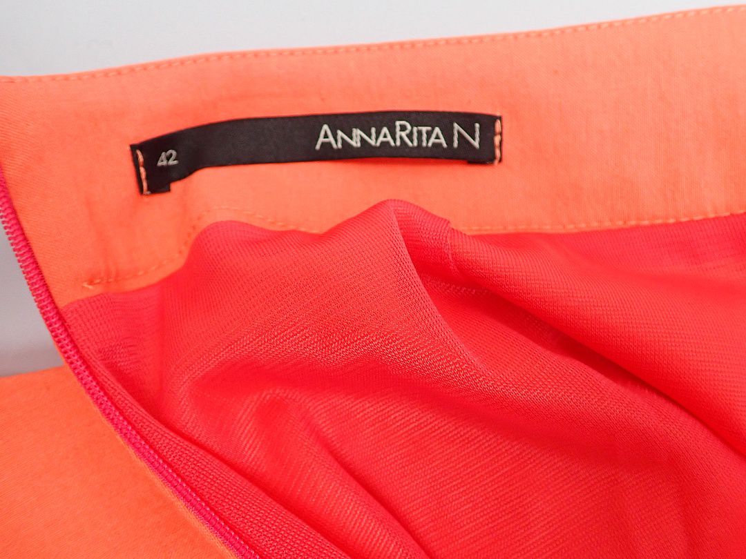 ショートパンツ レディース 白 ホワイト ハイウエスト ワイドレッグ ワイドシルエット ウエストゴム 薄手 軽量 ポリエステル素材 ゆったり リラックスフィット カジュアル 普段使い 着回し 夏 フェミニン ガーリー ミニ丈 短パン