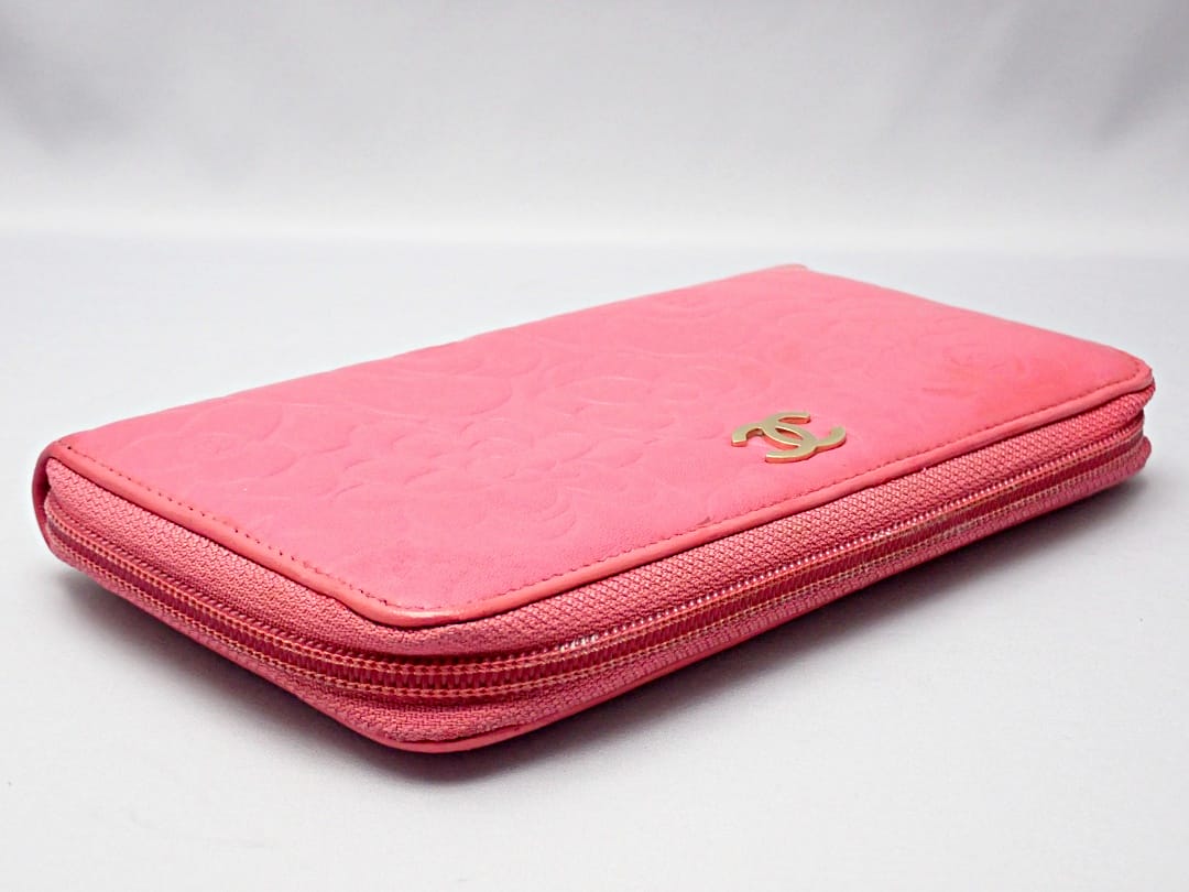 CHANEL シャネル ラウンドファスナー財布 A50085 エンボス カメリア ピンク 中古B+【中古】【大信質舗】【質屋出店】管理番号：A-8261